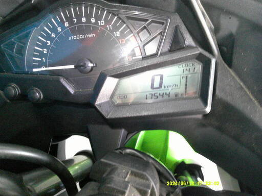 KAWASAKI ニンジャ250A 白/緑 格安提供車 半額配送キャンペーン 期間