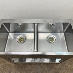 ステンレス　業務用　2層シンク流し台　厨房　飲食店　W９００ｘＤ４５０ｘH８００ｍｍ