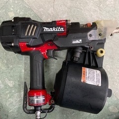 工具】makita マキタ 90mm 高圧 エア釘打機 AN936H ロール釘打機 中古
