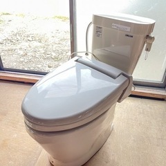 簡易水洗便器暖房便座付き　Pump type toilet wi...