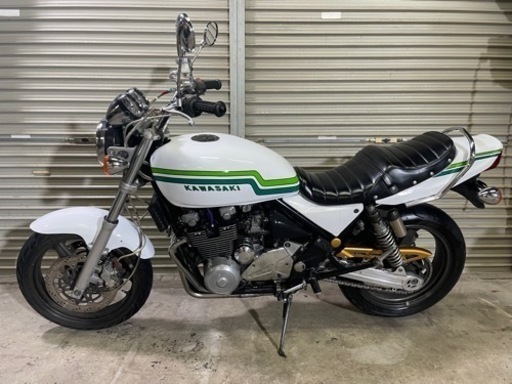 ゼファーχ 車検R7年10月　即乗り