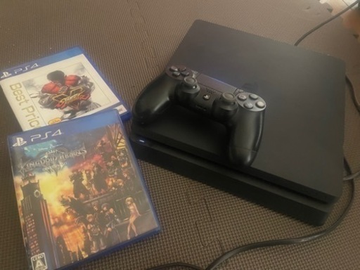 【取引中】PS4 本体＋コントローラー＋ソフト2本