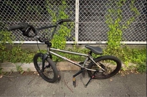 バルミューダ BMX ダーカスワン SOLO - BMX (16インチ) - DURCUS ONE BIKES official site