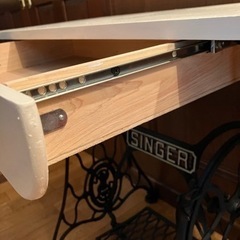 アンティーク、ビンテージ、ミシン台