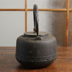 古い 鉄茶瓶 煎茶道具 鉄瓶 南部鉄器 銅蓋 鉄器 茶道具 鉄茶瓶