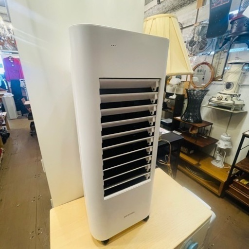 《売約済》【武蔵小山店】　 アイリスオーヤマ 冷風扇 扇風機 左右首振り 風量4段階 大容量タンク キャスター付 ホワイト CTF01D 2021年モデル ホワイト CTF-01D検　扇風機　冷風　スポットクーラー　エアコン　衣類乾燥機
