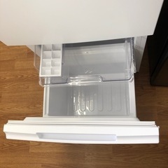 安心の1年保証付！！【SHARP 2ドア冷蔵庫　SJ-D15J-W 2022年製　152L キズ有り　クリーニング済み】売ります！取りに来れる方限定！