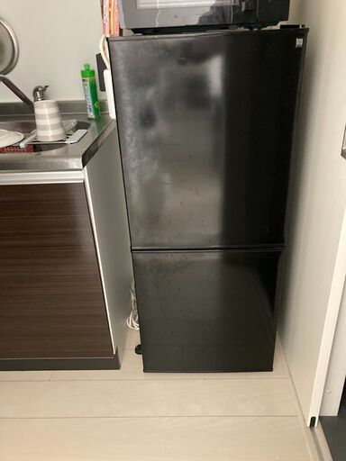 冷蔵庫売ります。