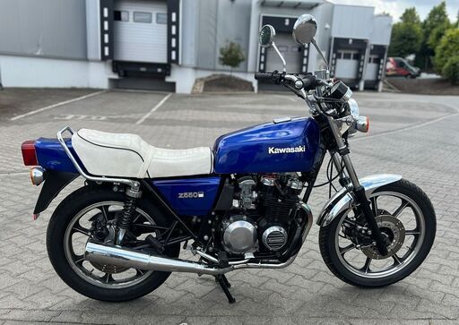 カワサキ KAWASAKI Z550 トリプルディスク 逆車