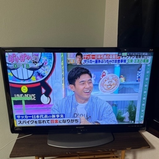 【無料配送可】【最終値下げ中】シャープアクオス40型テレビ　リモコン付き