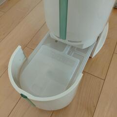 ナショナル衣類除湿乾燥機　部屋干し　F -Y60Z2