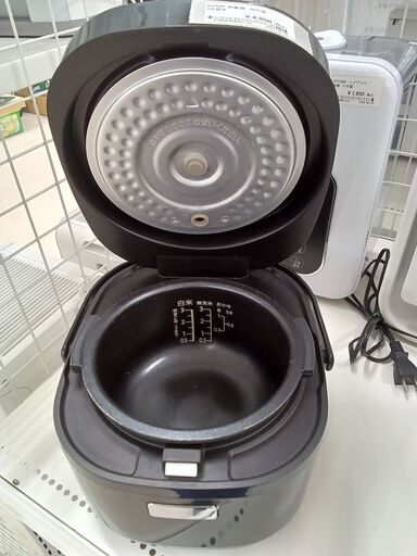 ☆ジモティ割あり☆ SHARP 炊飯器 3合炊き KS-CF05B-B 20年製 動作確認 ☆ジモティ割あり☆ SHARP 炊飯器 3合炊き KS-CF05B-B 20年製 動作確認