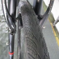 Ｄ595　★19800円★整備済み クロスバイク中古自転車 【corratec　SHAPE　黒　44ｃｍ】