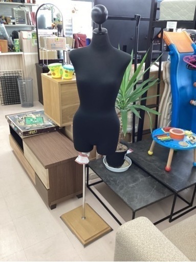 美原店　マネキン　SUNMANNE 店舗 トルソー　女性