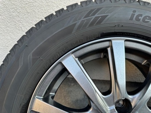 ヨコハマタイヤ（YOKOHAMA TIRE） 中古タイヤ 175/70r14 スタッドレス 
