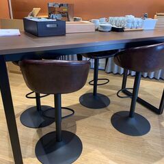 ニトリ　ハイテーブル