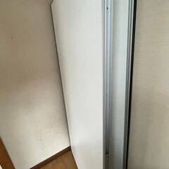 カグクロ 商談ブースパーテーションセット(半透明パーテーション×1枚、ホワイトパーテーション×2枚、安定脚×2)