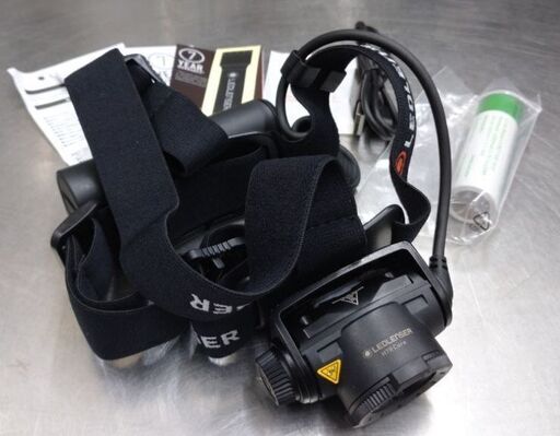 中古美品 レッドレンザー LEDLENSER LEDヘッドライト ヘッドランプ H7R CORE