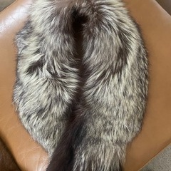 襟巻き 毛皮(服/ファッション)の中古が安い！激安で譲ります・無料で  
