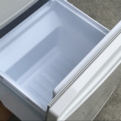 E431◇シャープ◇2ドア冷蔵庫◇137L◇2018年製◇どっちも