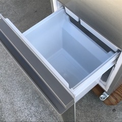 E430J◇アクア◇2ドア冷蔵庫◇126L◇2022年製◇シルバー◇AQR-13M