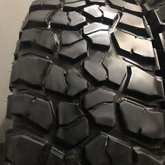 BF Goodrich Mud-Terrain T/A KM2 LT235/70R16 104/101Q 16インチ 夏タイヤ バリ溝 ホワイトレター デリカD:5 RAV4等　(VTY861)