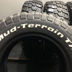 BF Goodrich Mud-Terrain T/A KM2 LT235/70R16 104/101Q 16インチ 夏タイヤ バリ溝 ホワイトレター デリカD:5 RAV4等　(VTY861)