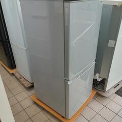 ★【シャープ】2ドア冷蔵庫  2018年製  137L［SJ-D14-S］【3か月保証★配達に設置を】💳自社配送時🌟代引き可💳※現金、クレジット、スマホ決済対応※   