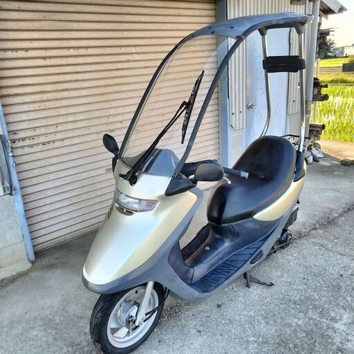 ホンダのキャビーナ90　ピカピカな車体　リアキャリア付き。