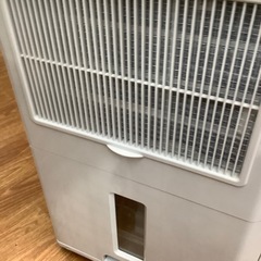 安心の6ヶ月保証付！！【CORONA 衣類乾燥除湿機 CDM-1022 2022年製】売ります！取りに来れる方限定！