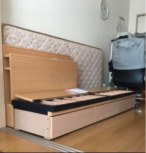 シングルベッド