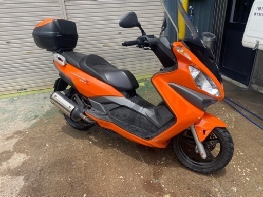 ビッグスクーター マラグティー マディソン3 250cc マラグーティ