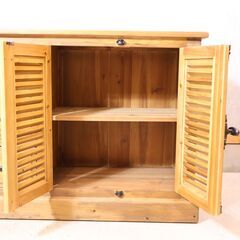 CRASH GATE(クラッシュゲート)/knot antiquesのLUCE サイドチェストです。杉古材とアイアンを使ったサイドボードはインダストリアルな雰囲気のブルックリンスタイルに♪