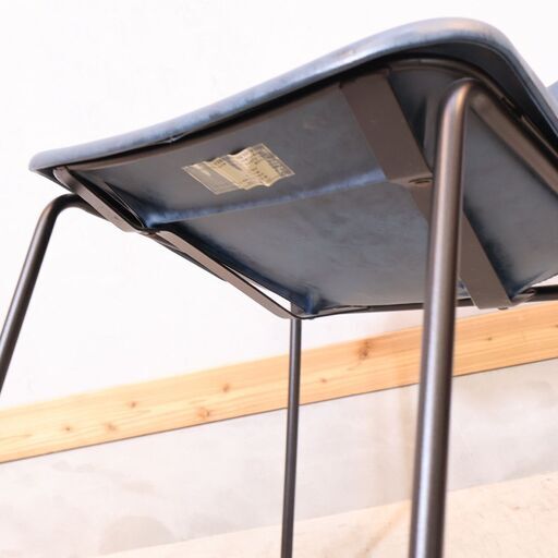 CRASH GATE(クラッシュゲート) ログ ダイニングチェア 2脚セットです！ヴィンテージレザー調に加工された味のある風合いは、インダストリアルスタイルなどにオススメです♪ CRASH GATE(クラッシュゲート) ログ ダイニングチェア 2脚セットです