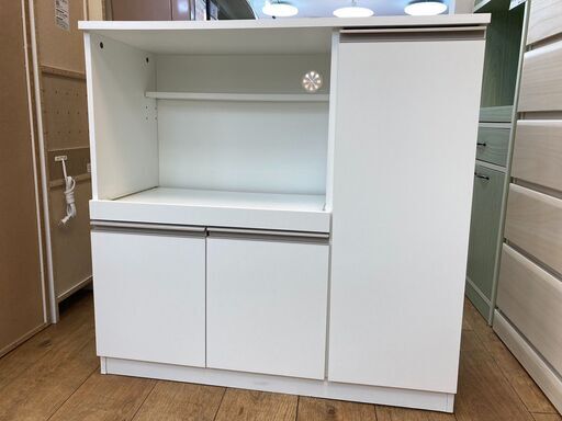 ★スタンダードデザインでサイズも程よい キッチンカウンター★
