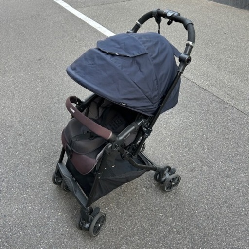 ベビーカー Combi スゴカルα 4キャス エッグショック