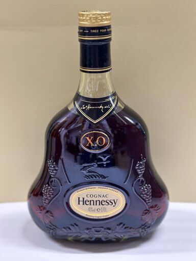 【U1845】ﾌﾞﾗﾝﾃﾞｰ ﾍﾈｼｰ ｸﾞﾘｰﾝﾎﾞﾄﾙ /金ｷｬｯﾌﾟ 700ml 40度