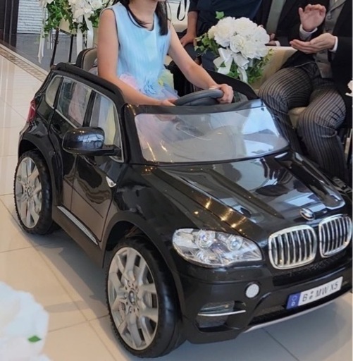 定価10万円！BMW　電動乗用玩具 結婚式 イベント 演出に ラジコンカー ではなく自走タイプ　 9/21値下げ