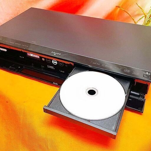 ダブルチューナー搭載☆SHARP BDレコーダー☆ BD-W570 製造番号9131362  