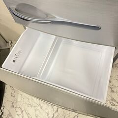  18369  AQUA 大容量　4D冷蔵庫 2013年製 355L ◆大阪市内・東大阪市他 6,000円以上ご購入で無料配達いたします！◆ ※京都・高槻・枚方方面◆神戸・西宮・尼崎方面◆生駒方面、大阪南部方面　それぞれ条件付き無料配送あり！            