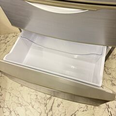  18369  AQUA 大容量　4D冷蔵庫 2013年製 355L ◆大阪市内・東大阪市他 6,000円以上ご購入で無料配達いたします！◆ ※京都・高槻・枚方方面◆神戸・西宮・尼崎方面◆生駒方面、大阪南部方面　それぞれ条件付き無料配送あり！            