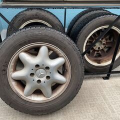 スタッドレスタイヤ　ベンツ用ホイール付き　195/65R15 