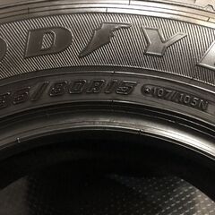 GOODYEAR CARGO PRO 195/80R15 107/105N LT 15インチ 夏タイヤ 4本 23年製 バリ溝 ハイエース キャラバン等　(VTG816) 