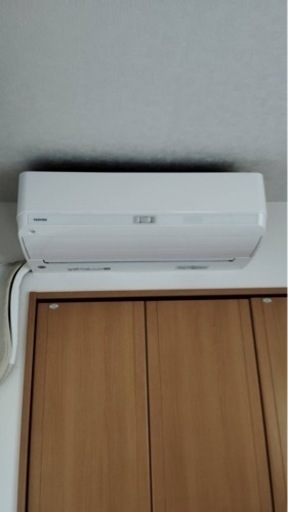 ✨激安価格✨使用期間1年未満‼️2022年製✨お掃除機能付‼️東芝‼️6畳用✨エアコン