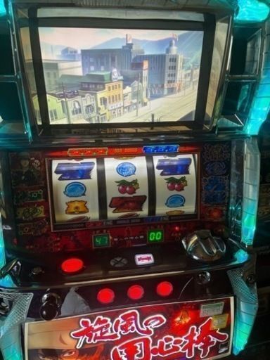 旋風の用心棒２（コイン不要機付）実機　スロット台付き 引き取り希望発送は要相談詳しくはコメント欄