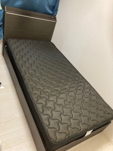 コンセント付き　シングルベッド　マットレスセット