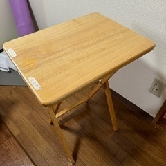 家具  たためるテーブル