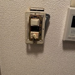 お家のスイッチ１つから取り替え、致します！
