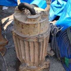 中古　まとめて4点　通電確認済み　ツルミ、荏原　工事用水中ポンプ＋ホース★