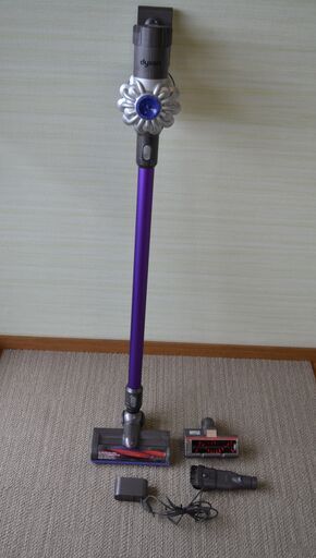 ダイソンdysonコードレス掃除機 dyson DC61　フイルター交換済み